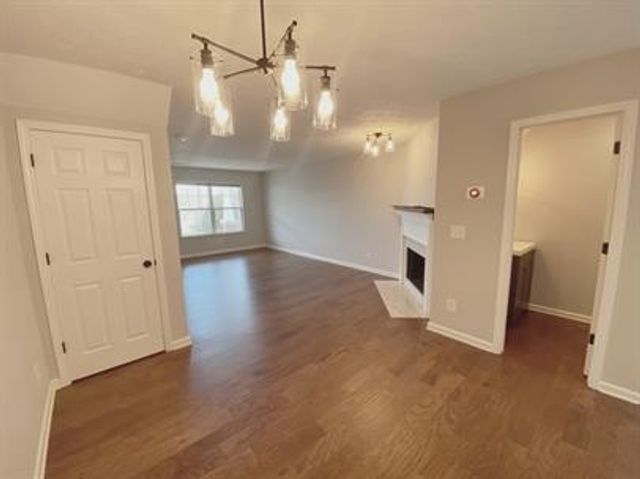 596 Flintlock Ct, Nashville, TN 37217