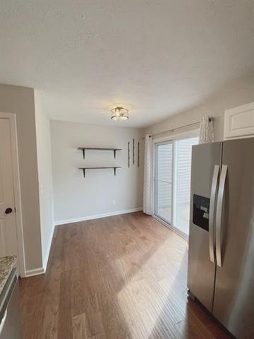 596 Flintlock Ct, Nashville, TN 37217