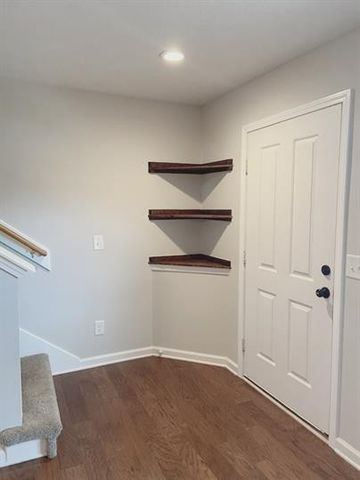 596 Flintlock Ct, Nashville, TN 37217