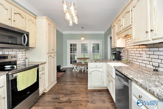 14877 Mooresville Road, Athens, AL 35613