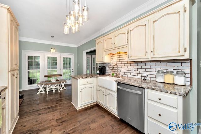 14877 Mooresville Road, Athens, AL 35613