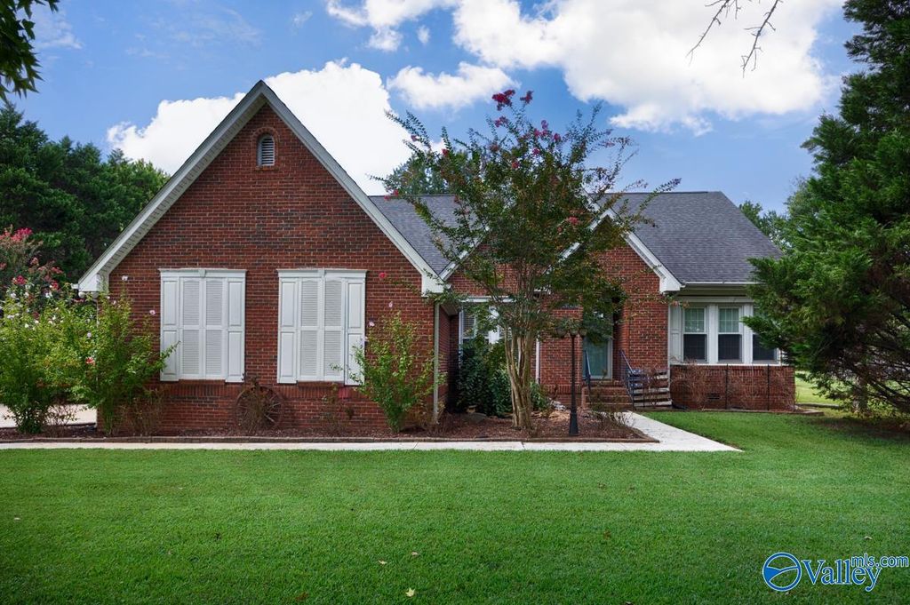 14877 Mooresville Road, Athens, AL 35613