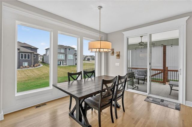 4011 W 157th Terrace, Overland Park, KS 66224