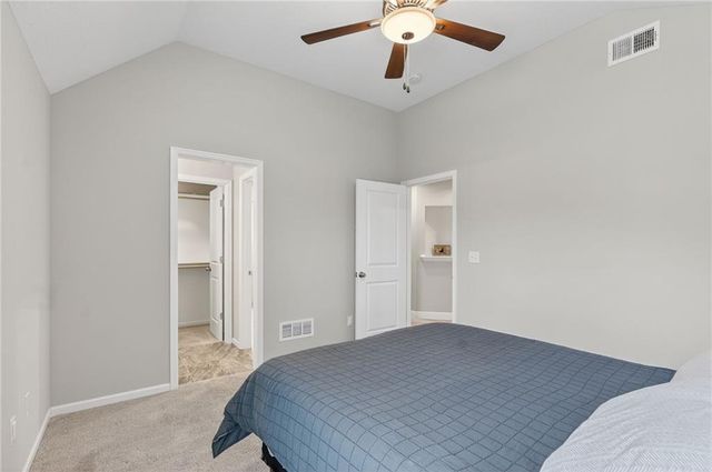 4011 W 157th Terrace, Overland Park, KS 66224