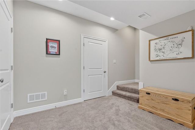 4011 W 157th Terrace, Overland Park, KS 66224