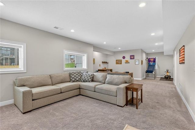 4011 W 157th Terrace, Overland Park, KS 66224