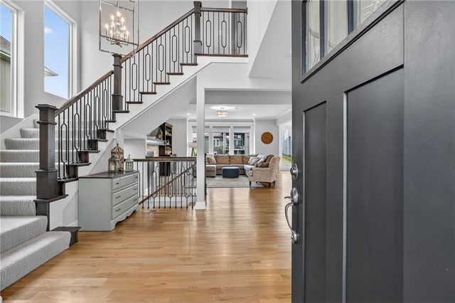 4011 W 157th Terrace, Overland Park, KS 66224