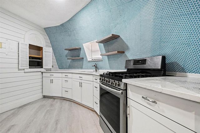 2567 US HIGHWAY 98 W, Frostproof, FL 33843