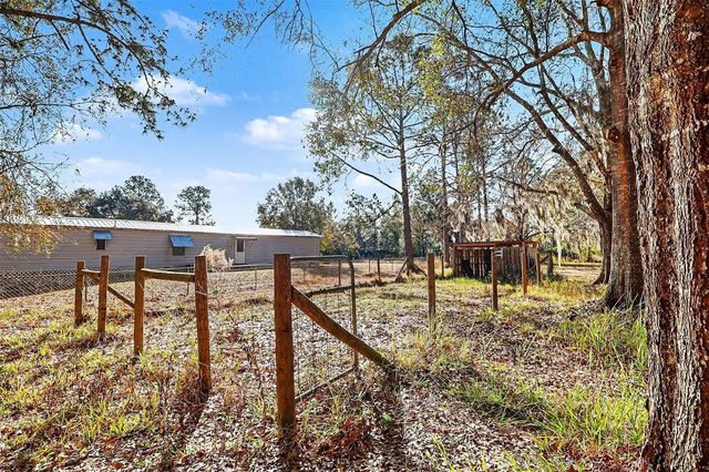 2567 US HIGHWAY 98 W, Frostproof, FL 33843