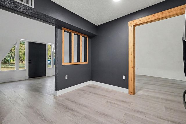 2567 US HIGHWAY 98 W, Frostproof, FL 33843