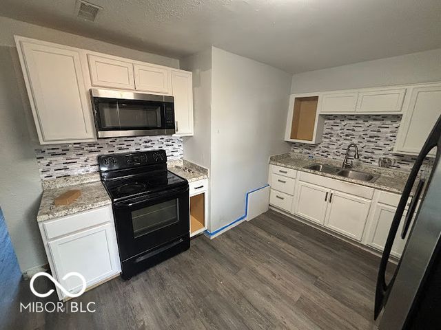 2040 N Exeter Avenue, Indianapolis, IN 46222