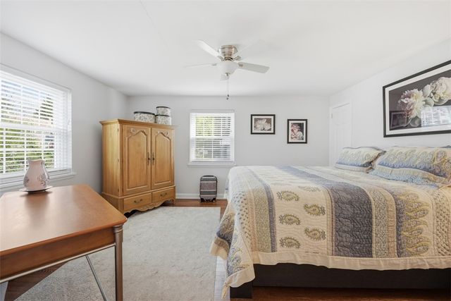 1067 Blackridge Dr, Blackridge, PA 15235