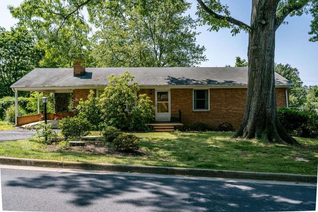 1192 NELSON DR, Harrisonburg, VA 22801