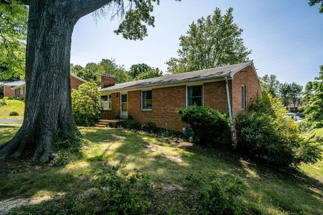1192 NELSON DR, Harrisonburg, VA 22801