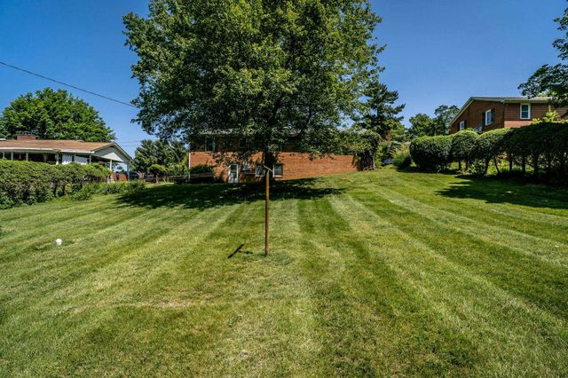 1192 NELSON DR, Harrisonburg, VA 22801