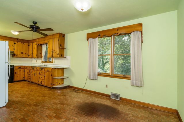 1192 NELSON DR, Harrisonburg, VA 22801