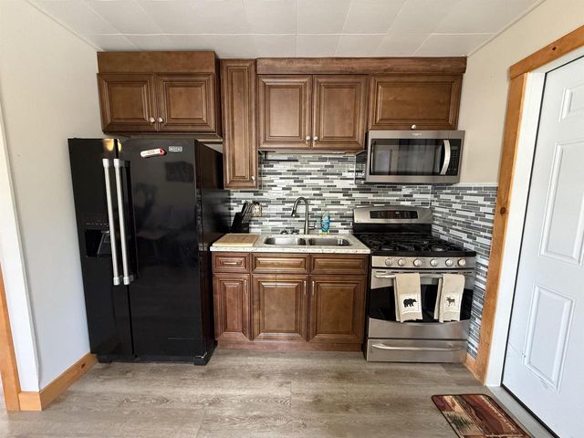 1064 14th Avenue, Arkdale, WI 54613