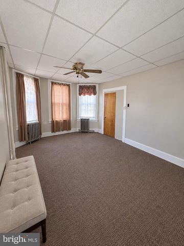 6813 WOODLAND AVE, Philadelphia, PA 19142
