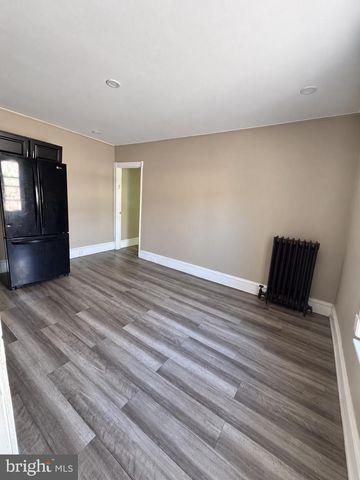 6813 WOODLAND AVE, Philadelphia, PA 19142