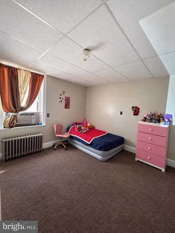 6813 WOODLAND AVE, Philadelphia, PA 19142