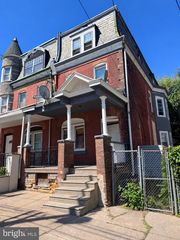 6813 WOODLAND AVE, Philadelphia, PA 19142