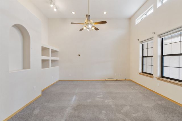 7501 Snow Blossom, Santa Fe, NM 87507