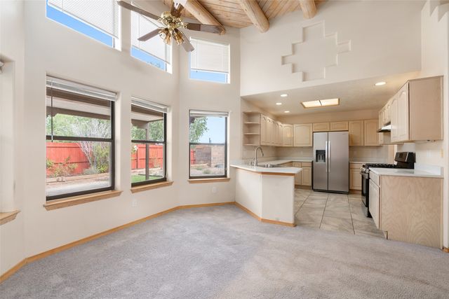 7501 Snow Blossom, Santa Fe, NM 87507
