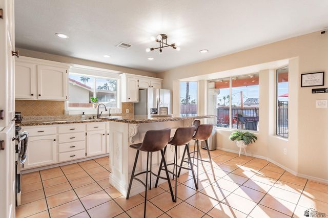 10624 S Del Vista Dr, Yuma, AZ 85367