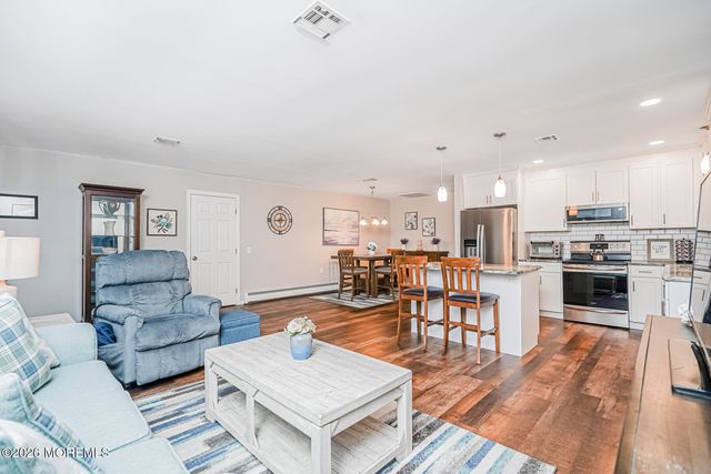 149 Orlando Boulevard, Toms River, NJ 08757