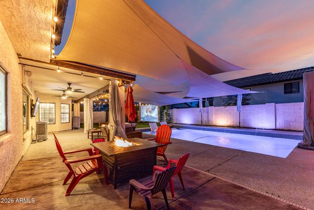 3533 E SALTSAGE Drive, Phoenix, AZ 85048