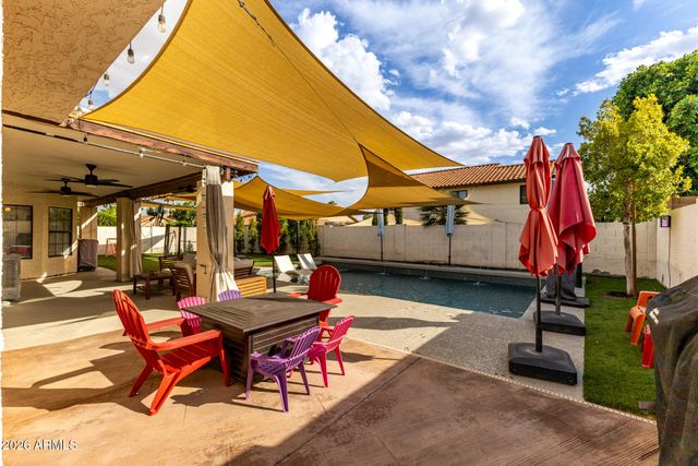 3533 E SALTSAGE Drive, Phoenix, AZ 85048