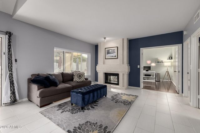 3533 E SALTSAGE Drive, Phoenix, AZ 85048