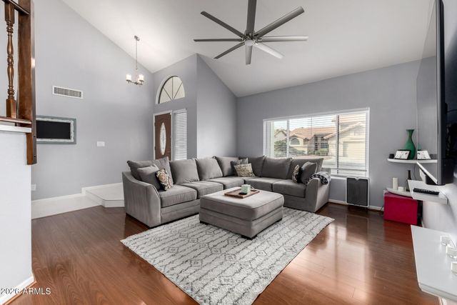 3533 E SALTSAGE Drive, Phoenix, AZ 85048