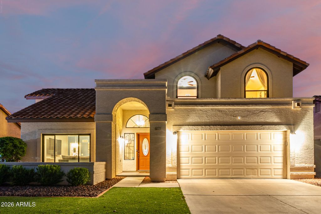 3533 E SALTSAGE Drive, Phoenix, AZ 85048