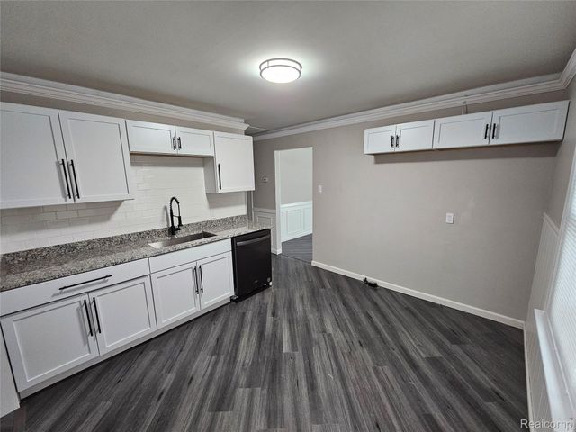 21222 Audrey Avenue, Warren, MI 48091