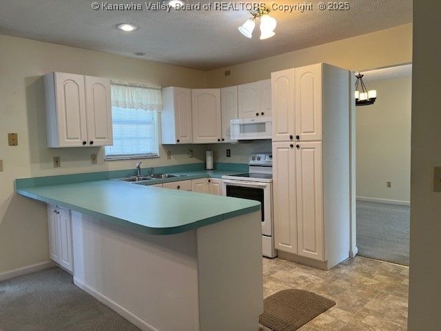 2042 Grant Avenue, St Albans, WV 25177