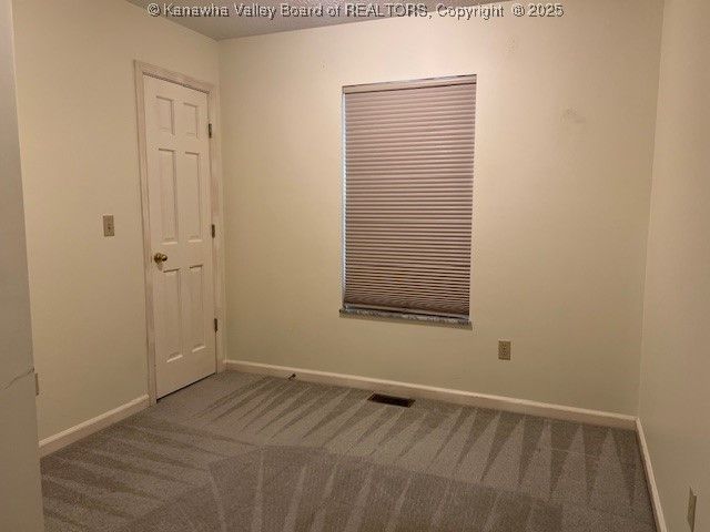 2042 Grant Avenue, St Albans, WV 25177