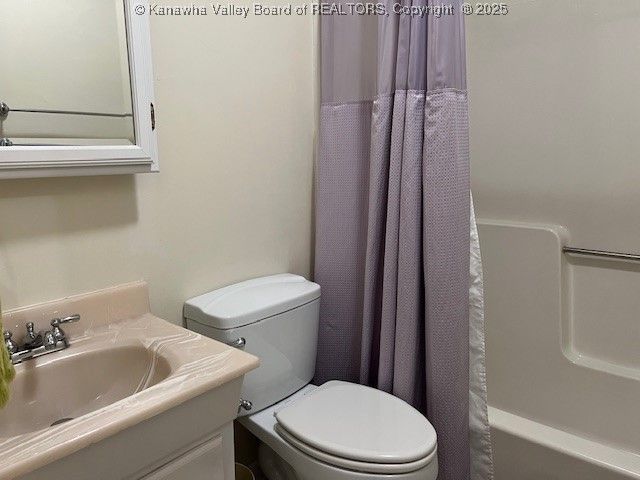 2042 Grant Avenue, St Albans, WV 25177