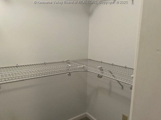 2042 Grant Avenue, St Albans, WV 25177