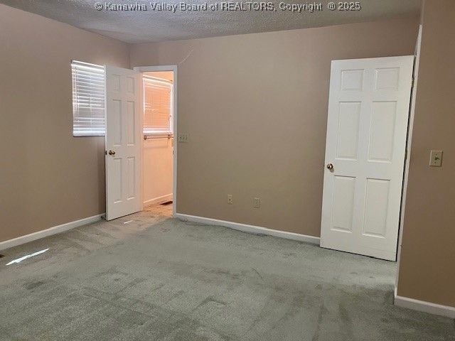 2042 Grant Avenue, St Albans, WV 25177