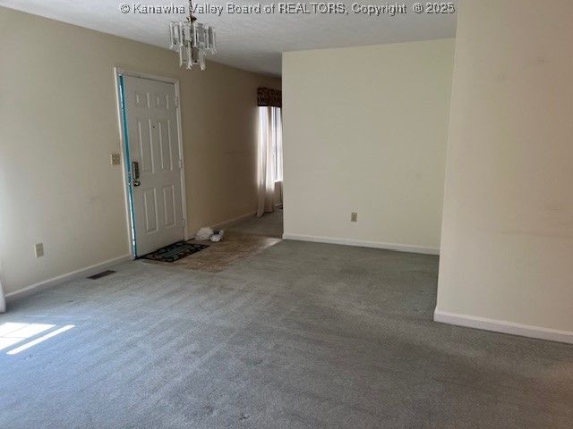 2042 Grant Avenue, St Albans, WV 25177