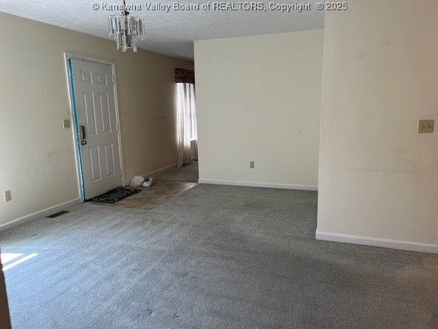 2042 Grant Avenue, St Albans, WV 25177