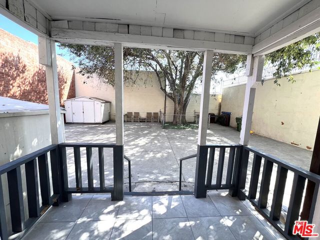 156 W 32nd Street 6, Los Angeles, CA 90007