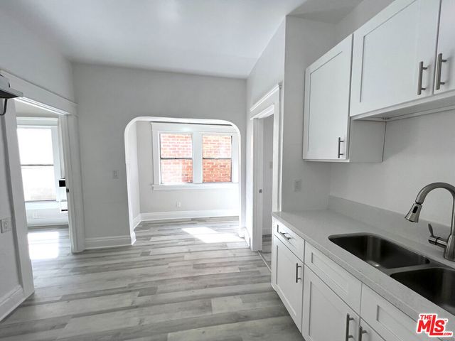 156 W 32nd Street 6, Los Angeles, CA 90007