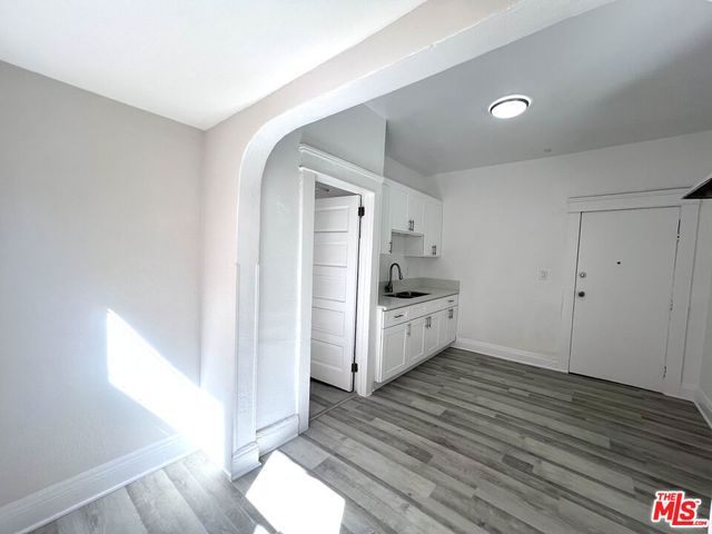 156 W 32nd Street 6, Los Angeles, CA 90007