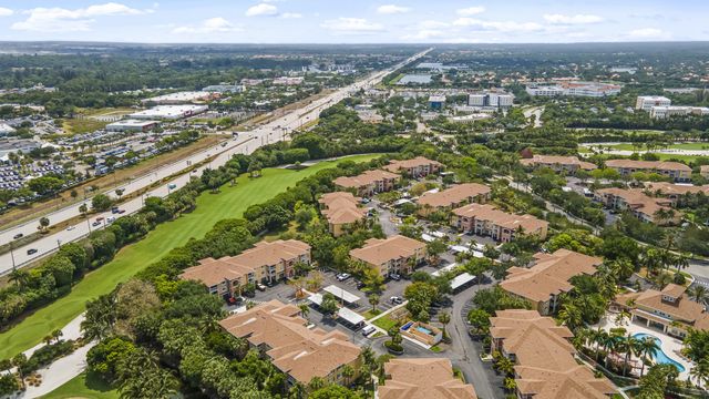 6434 EMERALD DUNES Drive 104, West Palm Beach, FL 33411
