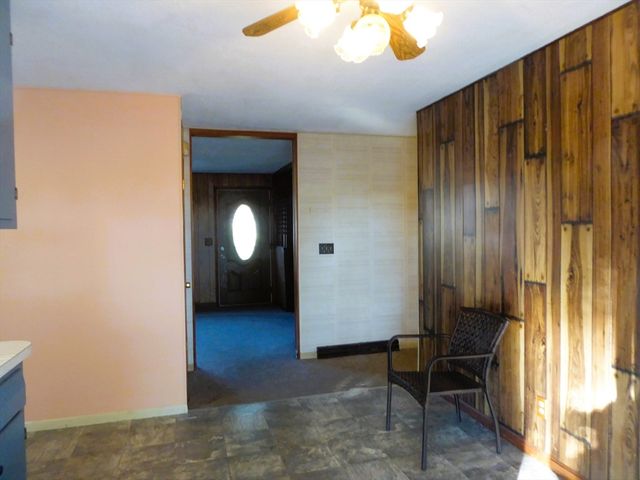 12 Gordon Drive, Holyoke, MA 01040
