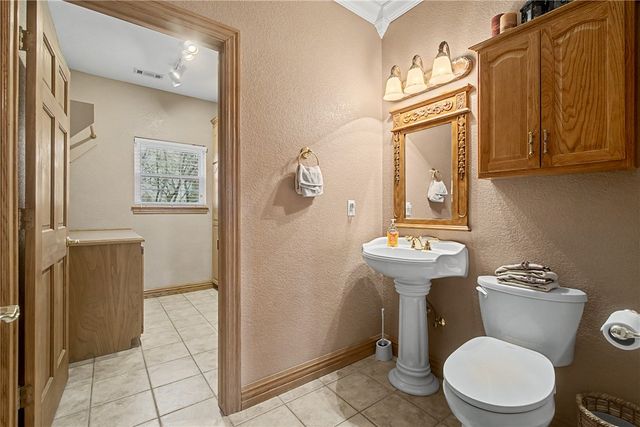 1219 Bob White Avenue, Springdale, AR 72764