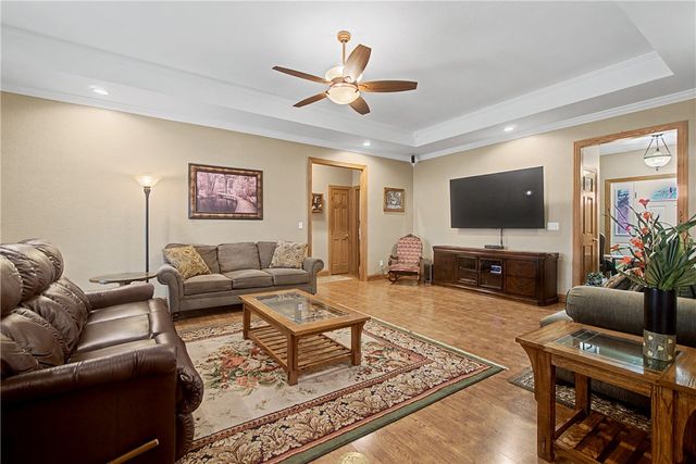 1219 Bob White Avenue, Springdale, AR 72764