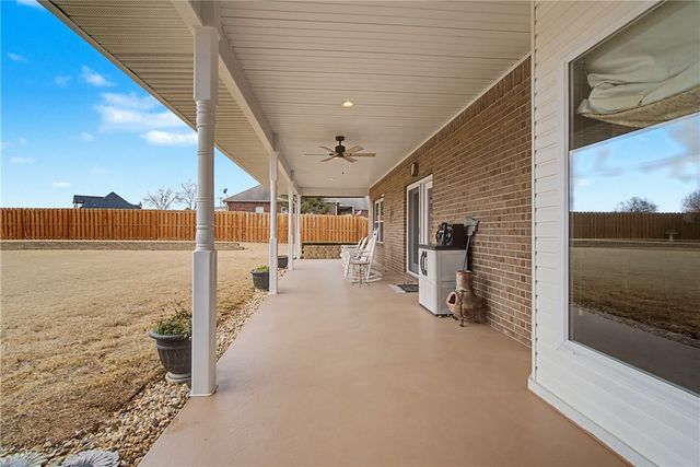 1219 Bob White Avenue, Springdale, AR 72764